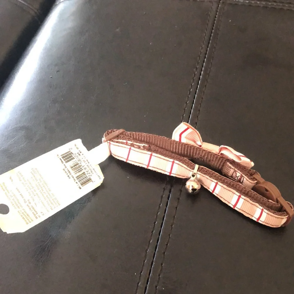 $2 add on bundle! NWT Martha Stewart breakaway cat collar.